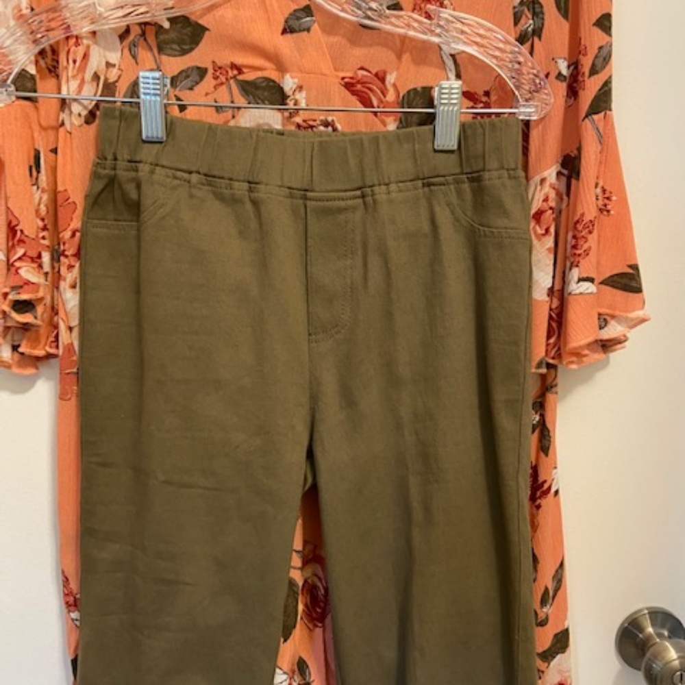 umgee leggings never worn